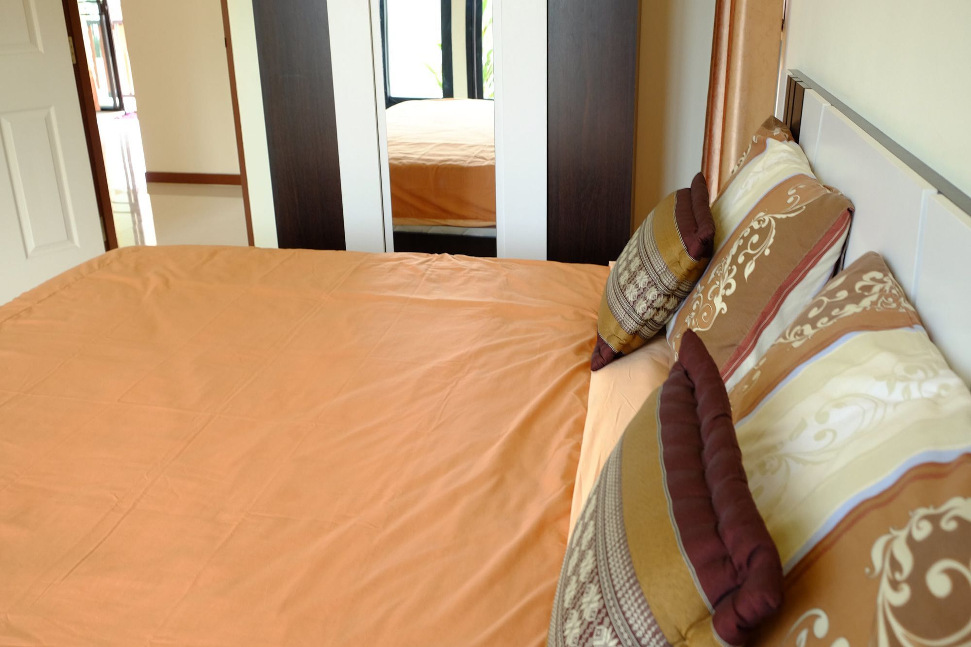 Ban Sumalai Hotel Rayong Exterior photo